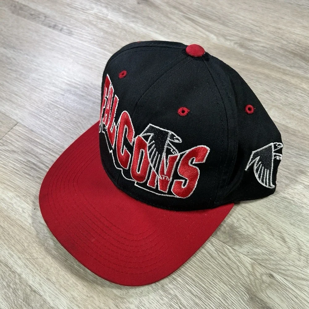 VTG Atlanta Falcons Wave Snapback Hat NFL Football Black Red Cap